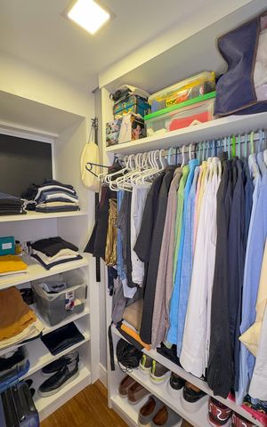 Apartamento à venda com 210m², 3 quartos e 3 vagasCloset da suíte 3
