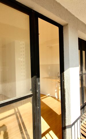 Apartamento para alugar com 43m², 2 quartos e 1 vaga Apartamento para alugar com 43m², 2 quartos e 1 vagaÁrea de serviço