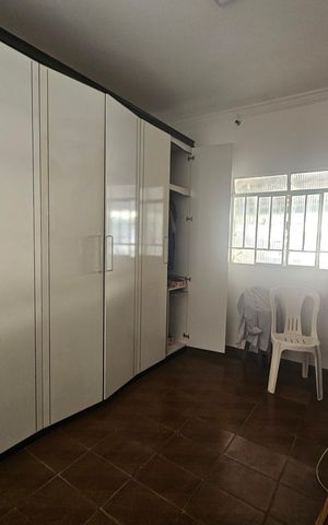 Casa para alugar com 250m², 2 quartos e 4 vagas Casa para alugar com 250m², 2 quartos e 4 vagasQuarto