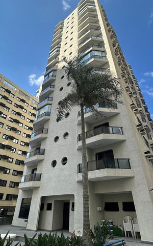 Apartamento para alugar com 128m², 3 quartos e 2 vagas Apartamento para alugar com 128m², 3 quartos e 2 vagasFachada