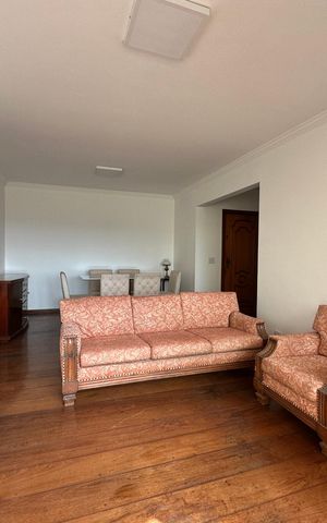 Apartamento para alugar com 128m², 3 quartos e 2 vagas Apartamento para alugar com 128m², 3 quartos e 2 vagasSala