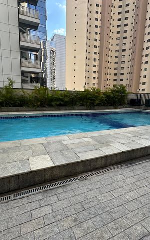 Apartamento para alugar com 128m², 3 quartos e 2 vagas Apartamento para alugar com 128m², 3 quartos e 2 vagasÁrea comum - Piscina