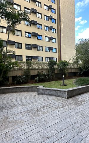 Apartamento para alugar com 128m², 3 quartos e 2 vagas Apartamento para alugar com 128m², 3 quartos e 2 vagasÁrea comum