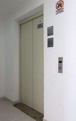 Apartamento à venda com 56m², 2 quartos e 1 vagaÁrea comum - Elevador