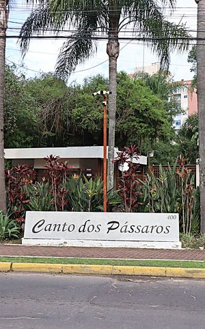 Apartamento à venda com 56m², 2 quartos e 1 vagaFachada