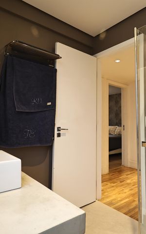 Apartamento à venda com 90m², 2 quartos e 2 vagas Apartamento à venda com 90m², 2 quartos e 2 vagasBanheiro