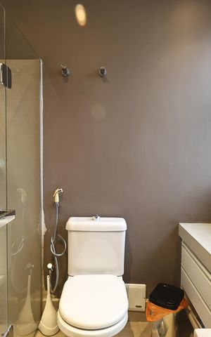 Apartamento à venda com 90m², 2 quartos e 2 vagas Apartamento à venda com 90m², 2 quartos e 2 vagasBanheiro