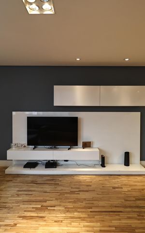 Apartamento à venda com 90m², 2 quartos e 2 vagas Apartamento à venda com 90m², 2 quartos e 2 vagasSala