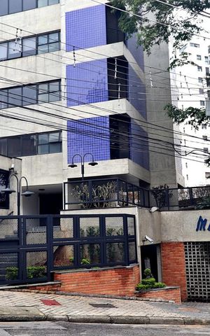 Apartamento à venda com 90m², 2 quartos e 2 vagas Apartamento à venda com 90m², 2 quartos e 2 vagasFachada