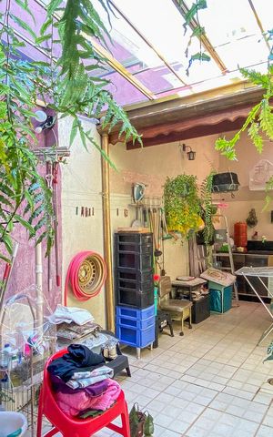 Casa para alugar com 210m², 2 quartos e 2 vagas Casa para alugar com 210m², 2 quartos e 2 vagasÁrea de Serviço