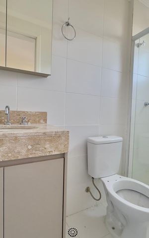 Apartamento para alugar com 56m², 2 quartos e 1 vaga Apartamento para alugar com 56m², 2 quartos e 1 vagaBanheiro da Suíte 1