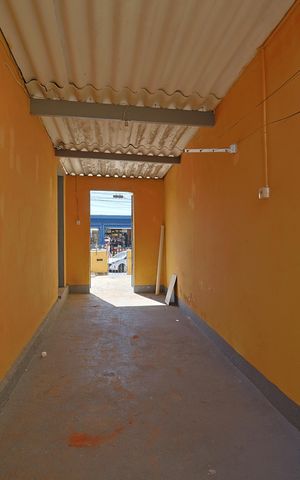Casa para alugar com 90m², 2 quartos e 1 vagaÁrea de Serviço