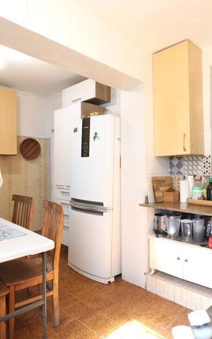 Casa à venda com 130m², 4 quartos e 1 vagaCozinha 