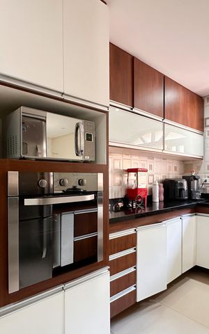 Casa à venda com 224m², 3 quartos e 4 vagas Casa à venda com 224m², 3 quartos e 4 vagasCozinha
