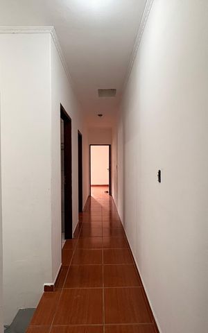 Casa para alugar com 80m², 1 quarto e sem vaga Casa para alugar com 80m², 1 quarto e sem vagaCorredor