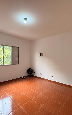 Casa para alugar com 80m², 1 quarto e sem vaga Casa para alugar com 80m², 1 quarto e sem vagaSuite