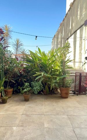 Casa à venda com 222m², 2 quartos e 1 vaga Casa à venda com 222m², 2 quartos e 1 vagaQuintal