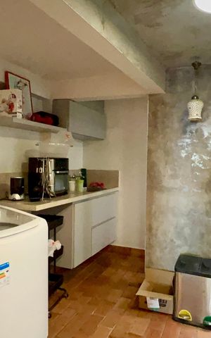 Casa à venda com 222m², 2 quartos e 1 vaga Casa à venda com 222m², 2 quartos e 1 vagaÁrea de Serviço