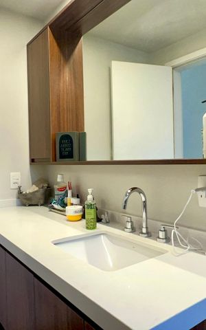 Casa à venda com 222m², 2 quartos e 1 vaga Casa à venda com 222m², 2 quartos e 1 vagaBanheiro da Suíte