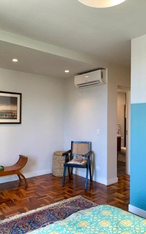 Casa à venda com 222m², 2 quartos e 1 vaga Casa à venda com 222m², 2 quartos e 1 vagaSuíte