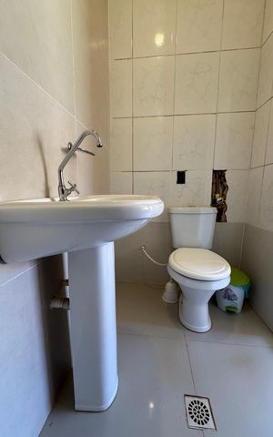 Casa à venda com 340m², 4 quartos e sem vaga