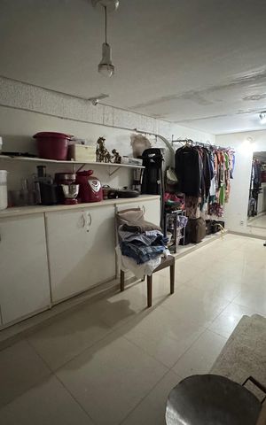 Casa à venda com 340m², 4 quartos e sem vaga