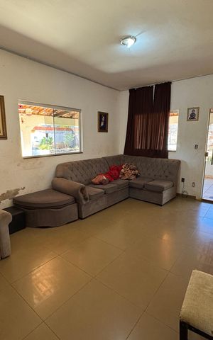 Casa à venda com 340m², 4 quartos e sem vaga