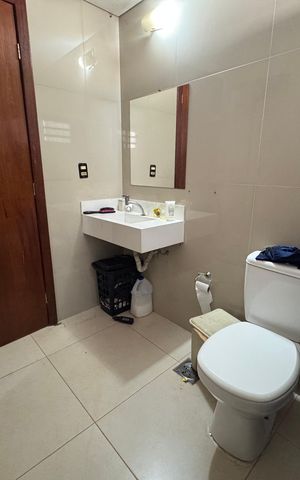 Casa à venda com 340m², 4 quartos e sem vaga