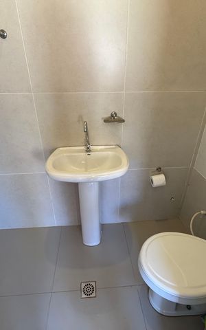 Casa à venda com 340m², 4 quartos e sem vaga