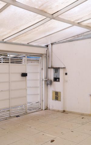 Casa para alugar com 81m², 2 quartos e 2 vagasGaragem