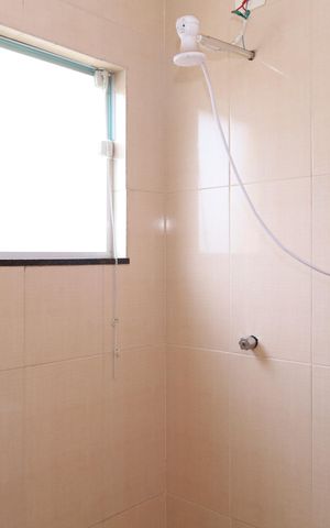 Casa para alugar com 81m², 2 quartos e 2 vagasBanheiro 1 - Suíte 1