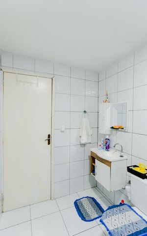Casa à venda com 257m², 6 quartos e 6 vagasBanheiro