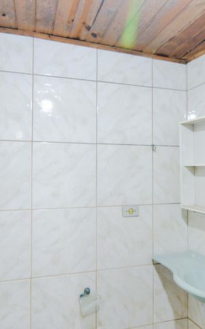 Casa à venda com 257m², 6 quartos e 6 vagasCasa 2 - Banheiro de serviço