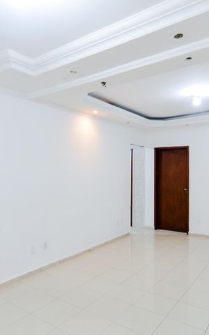 Casa à venda com 257m², 6 quartos e 6 vagasCasa 2 - Sala