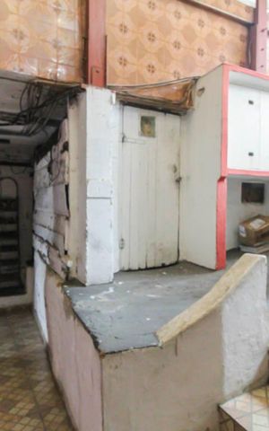 Casa à venda com 250m², 6 quartos e 3 vagas Casa à venda com 250m², 6 quartos e 3 vagasCorredor
