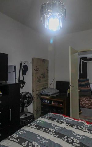 Casa à venda com 250m², 6 quartos e 3 vagas Casa à venda com 250m², 6 quartos e 3 vagasQuarto 1