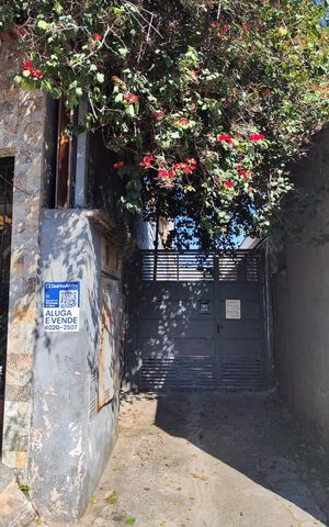 Casa de condomínio à venda com 100m², 5 quartos e 1 vaga Casa de condomínio à venda com 100m², 5 quartos e 1 vagaFachada