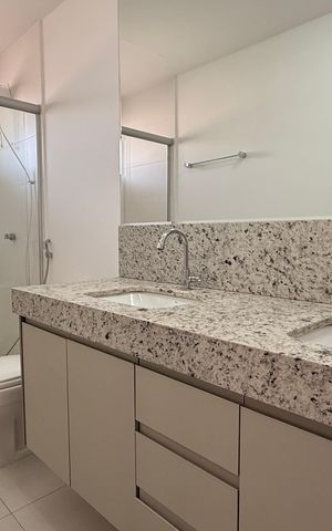Apartamento à venda com 66m², 2 quartos e 1 vagaBanheiro da Suíte 2