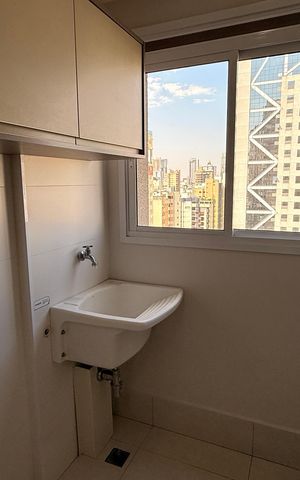 Apartamento à venda com 66m², 2 quartos e 1 vagaÁrea de Serviço