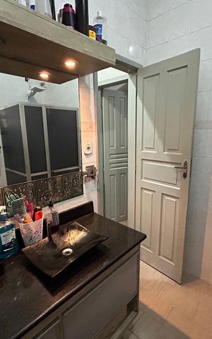 Casa para alugar com 90m², 2 quartos e 2 vagasBanheiro Social