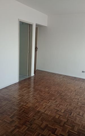 Apartamento para alugar com 93m², 3 quartos e sem vaga Apartamento para alugar com 93m², 3 quartos e sem vagaSala