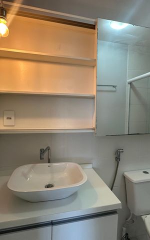 Apartamento à venda com 53m², 2 quartos e 1 vaga Apartamento à venda com 53m², 2 quartos e 1 vagaBanheiro