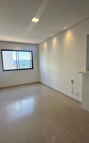 Apartamento à venda com 53m², 2 quartos e 1 vaga Apartamento à venda com 53m², 2 quartos e 1 vagaSala