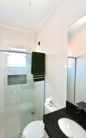 Casa de condomínio à venda com 80m², 2 quartos e 1 vaga Casa de condomínio à venda com 80m², 2 quartos e 1 vagaBanheiro Social