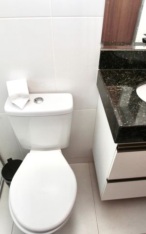 Casa de condomínio à venda com 80m², 2 quartos e 1 vaga Casa de condomínio à venda com 80m², 2 quartos e 1 vagaBanheiro Social