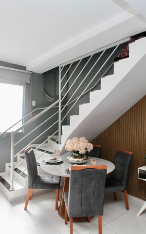 Casa de condomínio à venda com 80m², 2 quartos e 1 vaga Casa de condomínio à venda com 80m², 2 quartos e 1 vagaSala