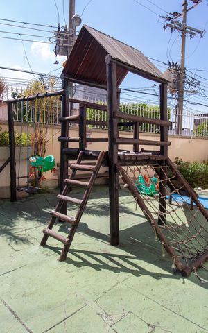 Apartamento para alugar com 50m², 2 quartos e 1 vaga Apartamento para alugar com 50m², 2 quartos e 1 vagaÁrea comum - Playground