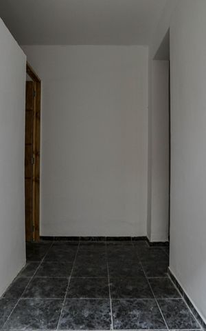 Casa para alugar com 95m², 2 quartos e 1 vaga Casa para alugar com 95m², 2 quartos e 1 vagaEntrada