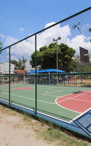 Casa de condomínio à venda com 212m², 3 quartos e 1 vagaÁrea Comum