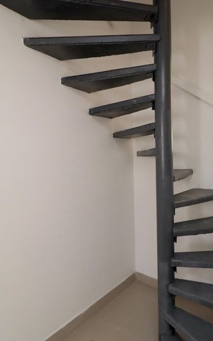 Apartamento para alugar com 90m², 2 quartos e 1 vaga Apartamento para alugar com 90m², 2 quartos e 1 vagaSala